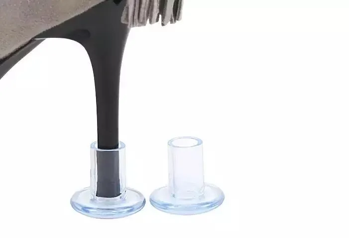 HEEL PROTECTORS IN CLEAR