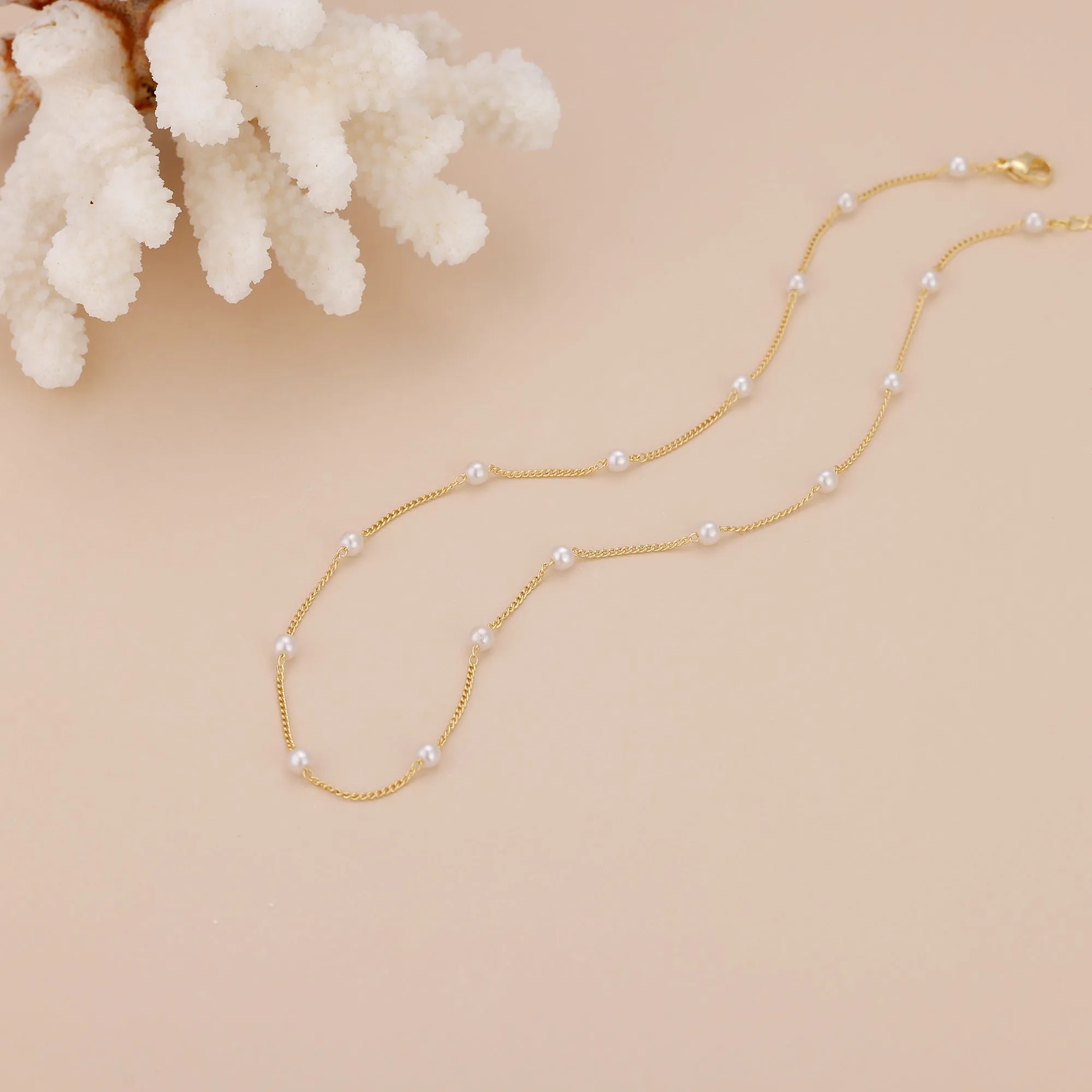 N009 satellite dainty gold Pearl Choker necklace