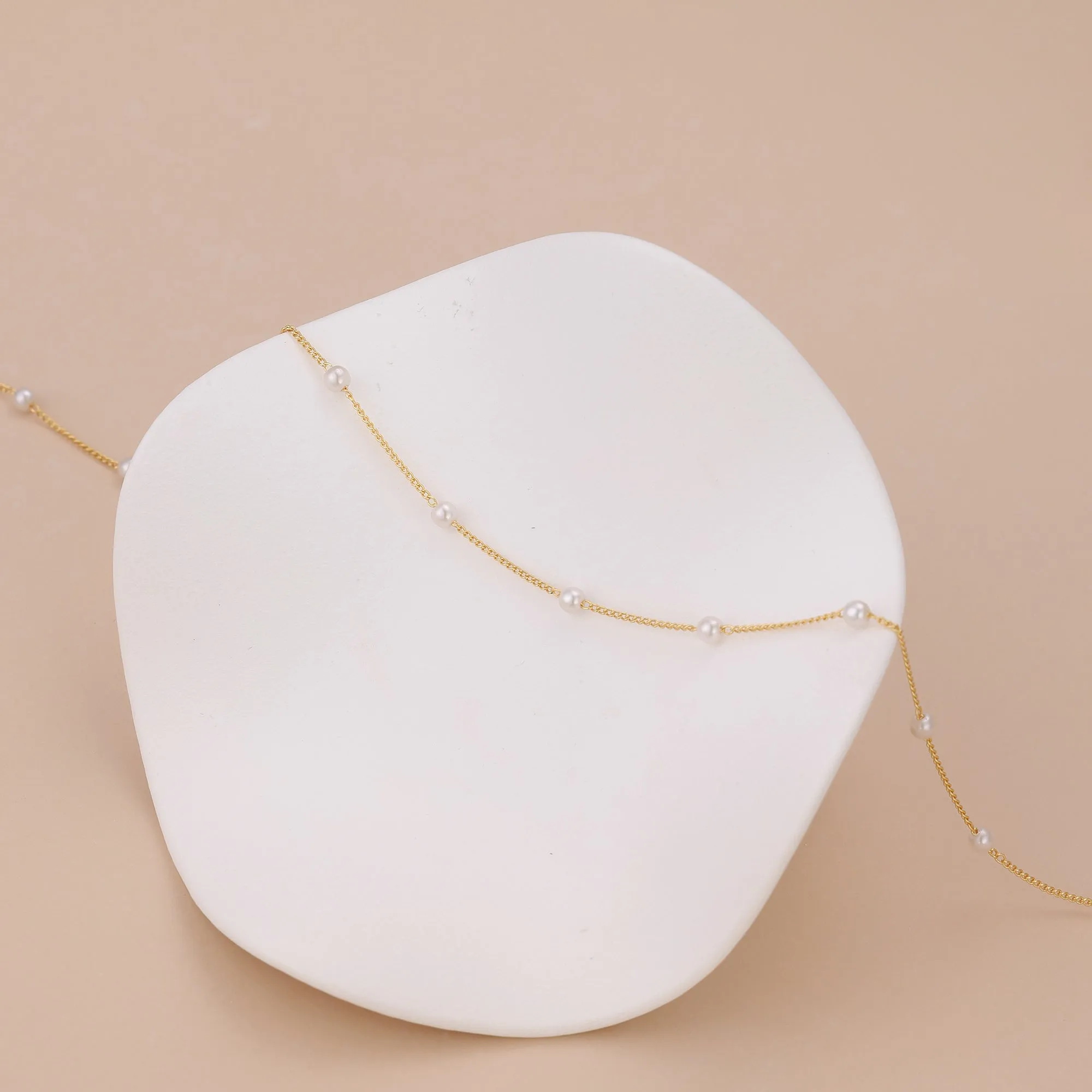 N009 satellite dainty gold Pearl Choker necklace